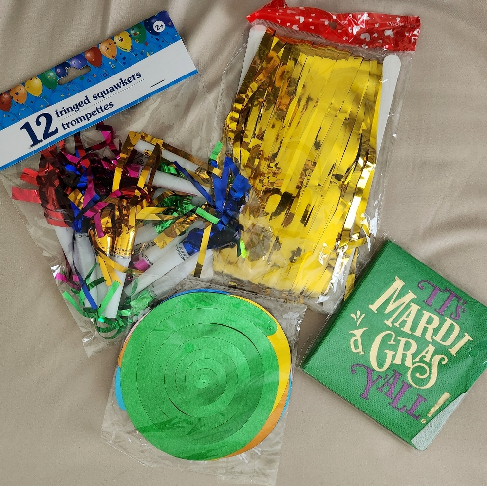 Party supplies, Mardi gras